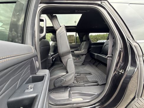 Used 2023 Ford Expedition Max Platinum image 26