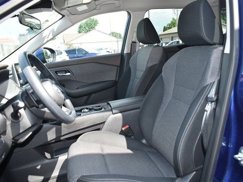 Used 2023 Nissan Rogue SV AWD/4WD image 11