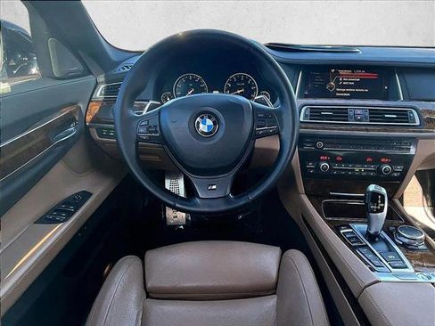 Used 2015 BMW 740Li xDrive image 7