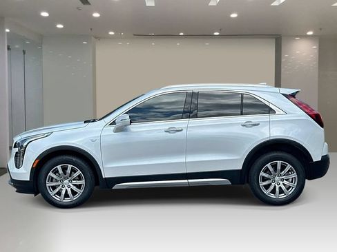 Used 2023 Cadillac XT4 Premium Luxury w/ Enhanced Visibility Package AWD/4WD image 2
