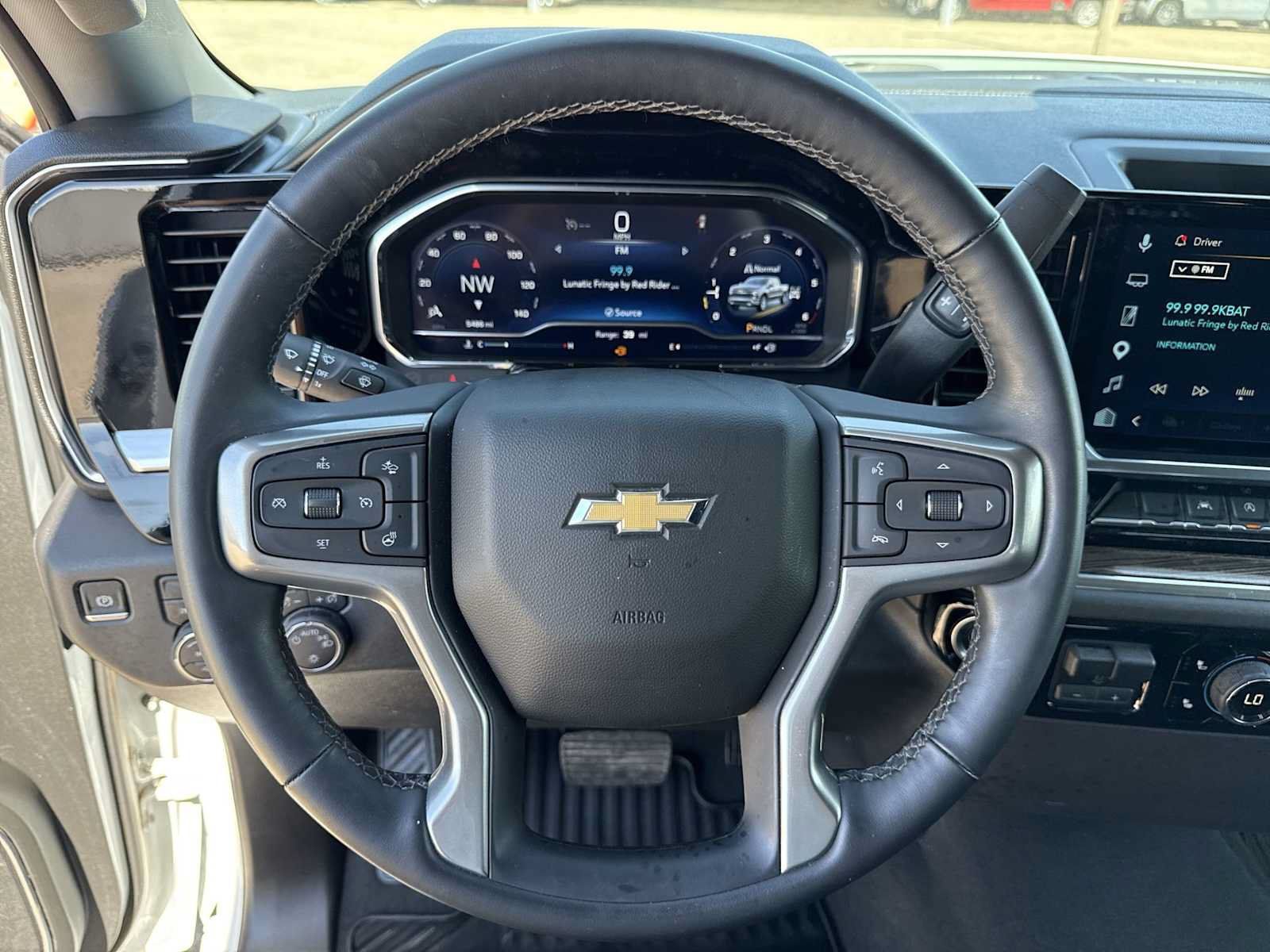 Used 2025 Chevrolet Silverado 1500 LT w/ Texas Edition Plus AWD/4WD image 19