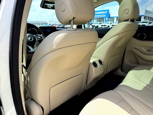 Used 2022 Mercedes-Benz GLC 300 4MATIC image 19