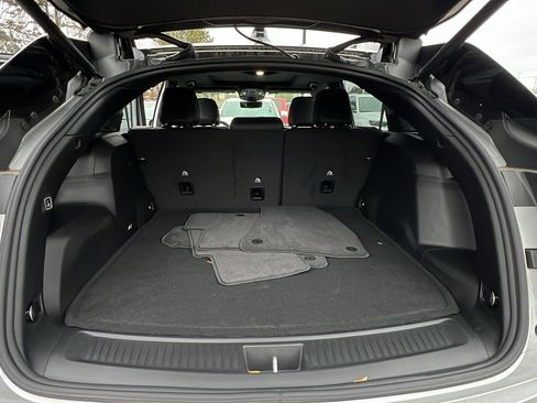 Used 2025 Jeep Wagoneer S Limited w/ Comfort Package image 13