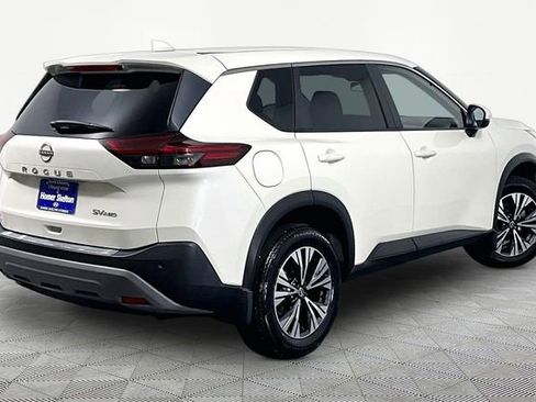 Used 2023 Nissan Rogue SV AWD/4WD image 12