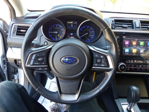Used 2018 Subaru Outback 2.5i Premium AWD/4WD image 23