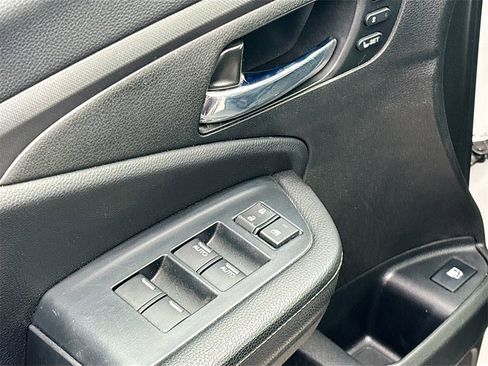 Used 2023 Honda Ridgeline RTL-E image 18