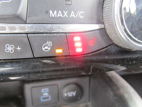 Used 2022 Ford Escape SEL image 35