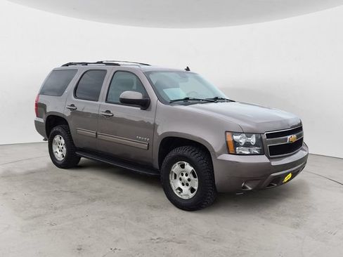 Used 2014 Chevrolet Tahoe LT AWD/4WD image 3
