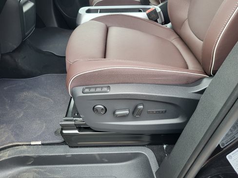 New 2025 Volkswagen ID. Buzz Pro S image 16