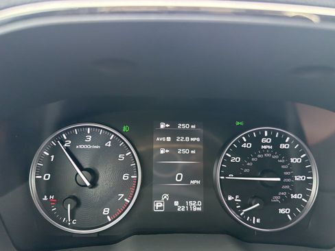Certified 2025 Subaru Outback Premium AWD/4WD image 21