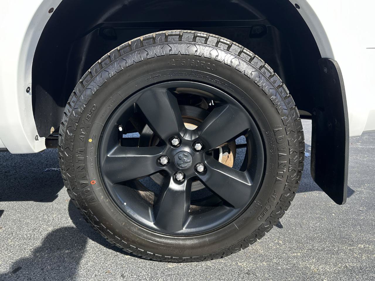 Used 2018 RAM 1500 SLT AWD/4WD image 70