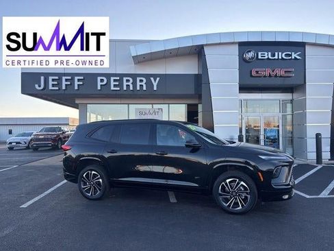 Used 2025 Buick Enclave Sport Touring image 1