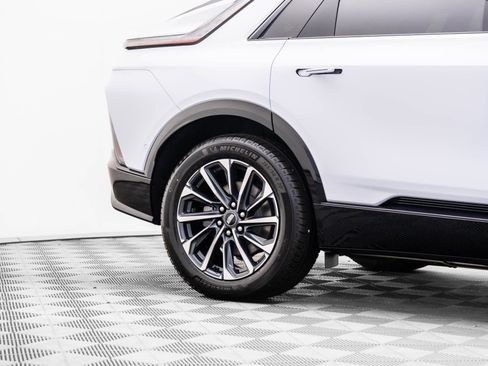 New 2026 Cadillac Lyriq Sport image 33