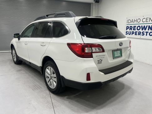 Used 2015 Subaru Outback 2.5i Premium AWD/4WD image 6