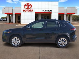 Used 2026 Toyota Corolla Cross LE w/ Moonroof Package FWD video 3