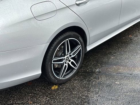 Used 2020 Mercedes-Benz E 350 4MATIC Sedan image 8