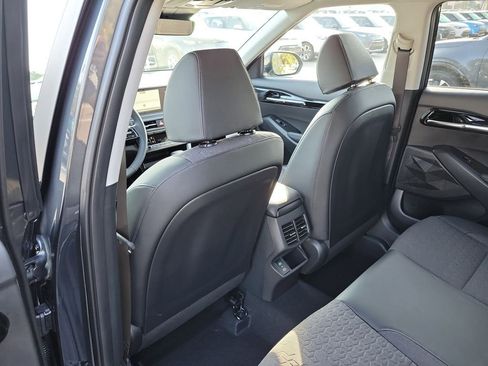 New 2026 Kia Seltos S image 16