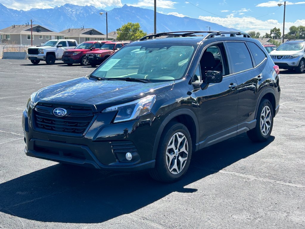 Used 2022 Subaru Forester Premium w/ Popular Package #1 AWD/4WD image 8