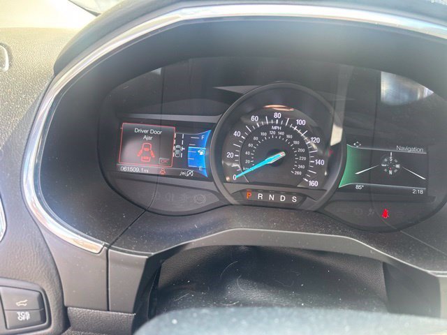 Used 2019 Ford Edge Titanium w/ Equipment Group 301A AWD/4WD image 3