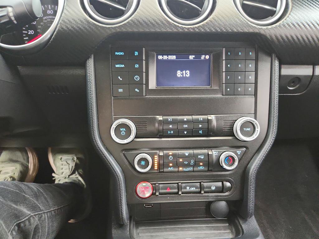 Used 2020 Ford Mustang Coupe RWD image 19