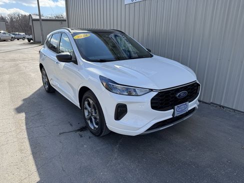 Used 2024 Ford Escape ST-Line w/ Tech Pack #1 image 5