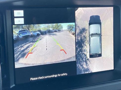 Used 2023 Ford Bronco Wildtrak image 11