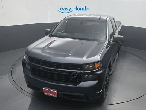 Used 2020 Chevrolet Silverado 1500 Custom w/ Custom Value Package AWD/4WD image 20