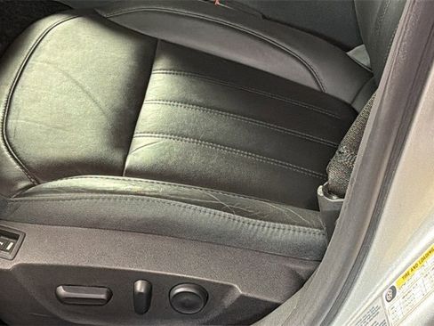 Used 2014 Buick Regal Premium w/ Driver Confidence Package #2 image 21