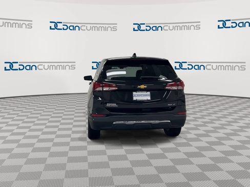 Used 2024 Chevrolet Equinox LT AWD/4WD image 7