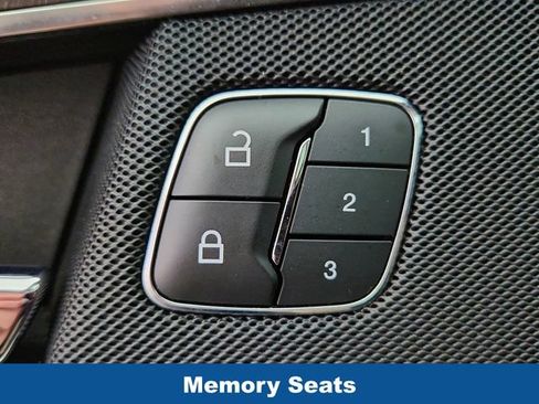 Used 2019 Lincoln Nautilus Reserve FWD image 20