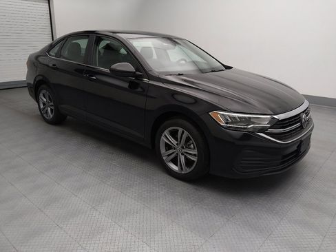 Used 2024 Volkswagen Jetta SE FWD image 11