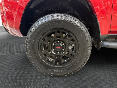 Used 2020 Toyota 4Runner Venture image 16