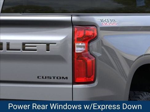 New 2026 Chevrolet Silverado 1500 Custom Trail Boss w/ LPO, Dark Essentials Package image 12