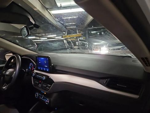 Used 2020 Ford Escape SE AWD/4WD image 13
