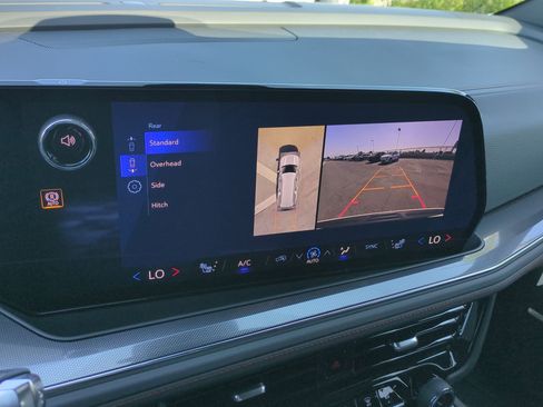 New 2026 Chevrolet Suburban RST w/ Comfort Package AWD/4WD image 17