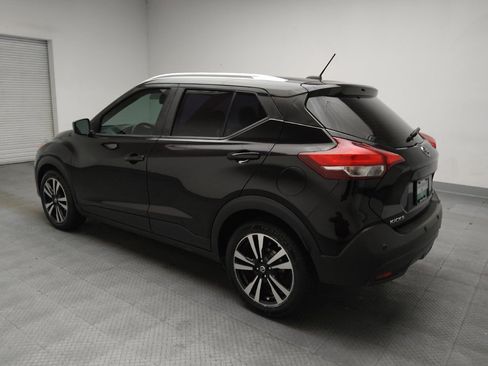 Used 2020 Nissan Kicks SV FWD image 3