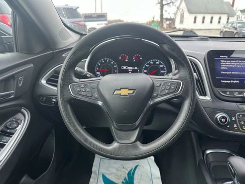 Used 2023 Chevrolet Malibu LT FWD image 21