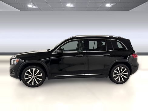 Certified 2021 Mercedes-Benz GLB 250 image 2