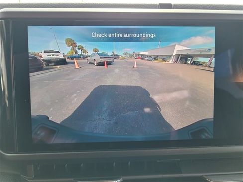 Used 2026 Jeep Gladiator Sport image 25