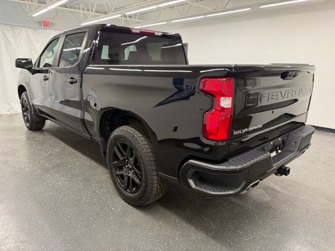 Used 2023 Chevrolet Silverado 1500 RST w/ Z71 Off-Road Package AWD/4WD image 3