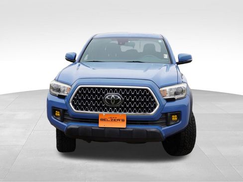 Used 2019 Toyota Tacoma TRD Off-Road AWD/4WD image 12