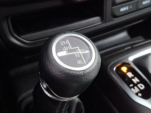 New 2026 Jeep Gladiator Sport AWD/4WD image 20