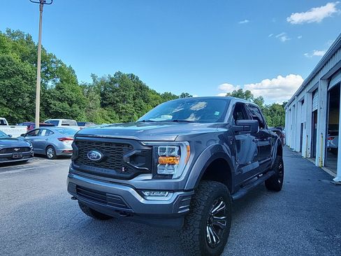 Used 2022 Ford F150 XLT w/ Equipment Group 302A High AWD/4WD image 1