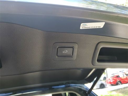 Used 2021 MAZDA CX-5 Carbon Edition image 8