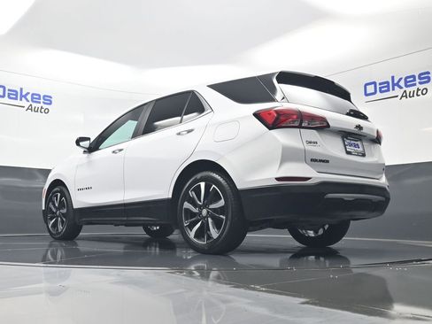 Used 2022 Chevrolet Equinox LT w/ LPO, Blackout Package FWD image 41