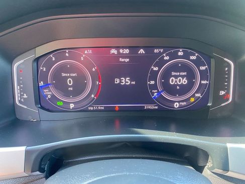 Used 2022 Volkswagen Atlas Cross Sport SE image 16