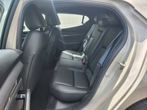 Used 2024 MAZDA MAZDA3 s FWD image 10