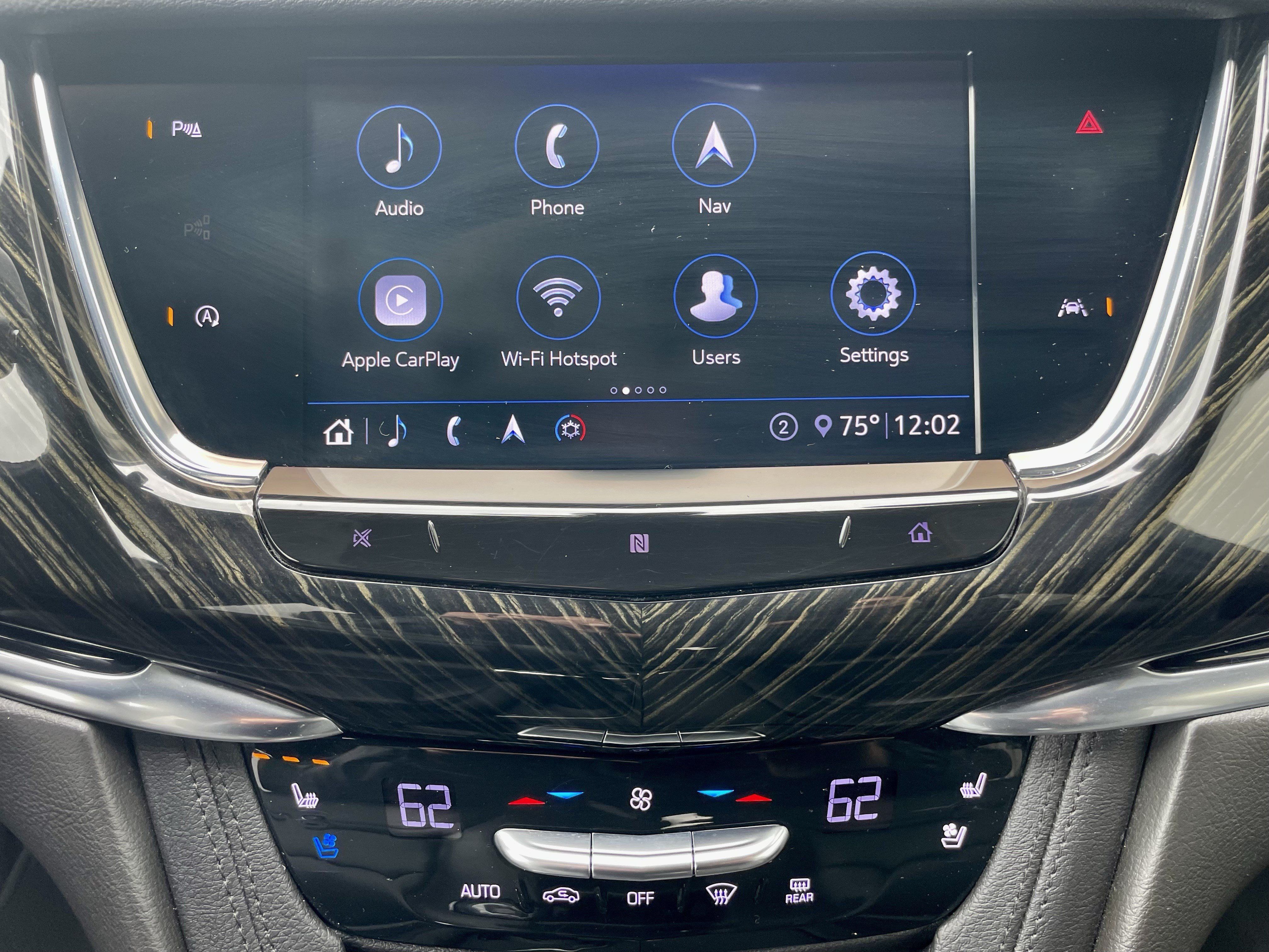 Used 2020 Cadillac XT6 Premium Luxury AWD/4WD image 19