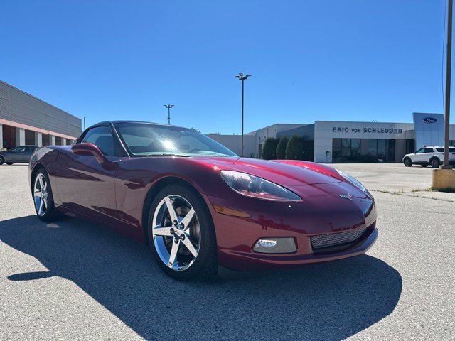 Used 2007 Chevrolet Corvette Coupe w/ Preferred Equipment Group RWD image 1