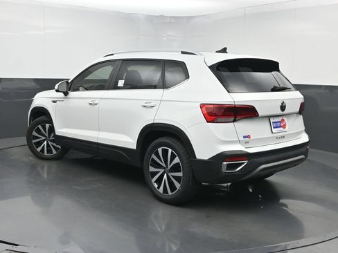 Used 2022 Volkswagen Taos SE FWD image 21